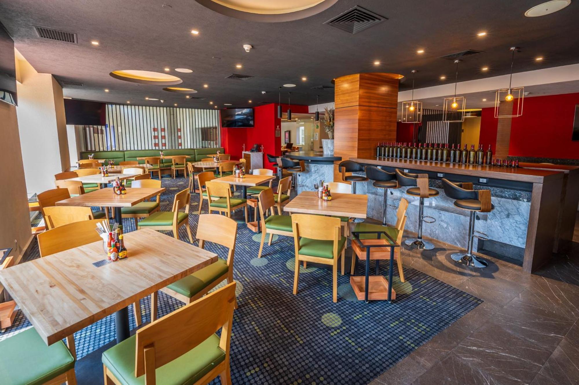 מלון Camino Real Pedregal Mexico מראה חיצוני תמונה The interior of a typical restaurant